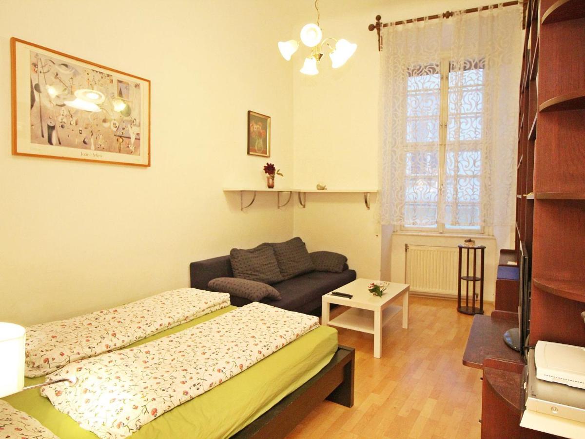 Apartment Judenplatz By Interhome Виена Екстериор снимка