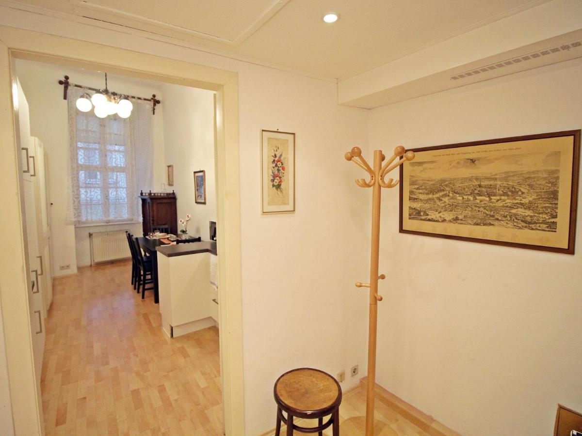 Apartment Judenplatz By Interhome Виена Екстериор снимка